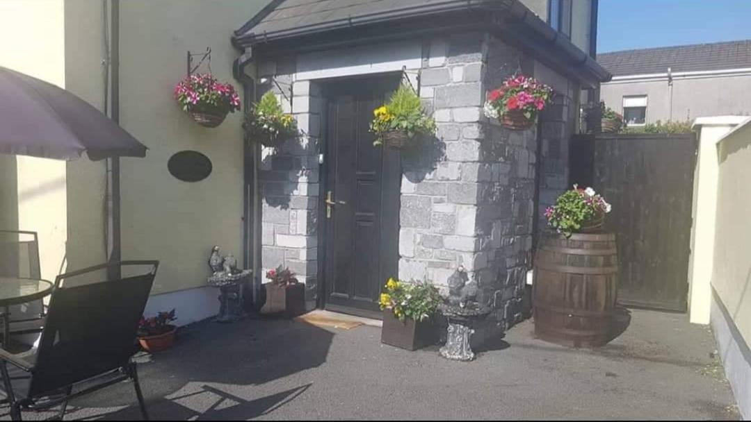 Clare Street B&B Nenagh Exterior photo